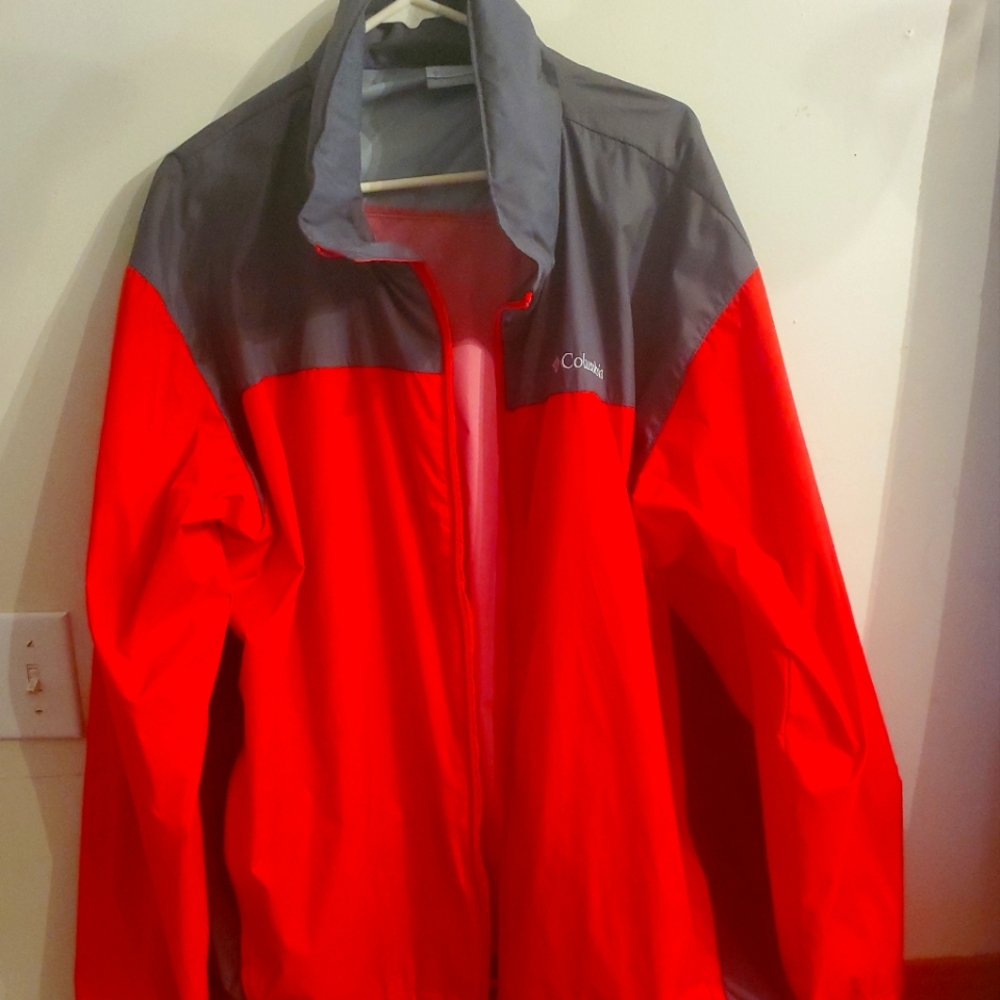 MEN'S GLENNAKER LAKE RAIN XXL RED/GREY HOODED RAIN JACKET .LIGHT AND DURABLE